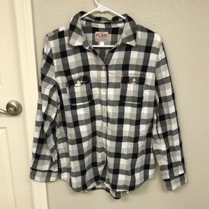 Women’s flannel shirt